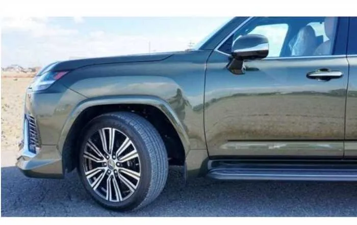 Lexus LX LX600 4WD 7seats sunroof 2023 — миниатюра 5
