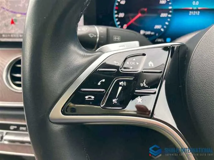 Mercedes-Benz E-Class E450 4Matic Exclusive(ISG) 4WD/SR 2022 — миниатюра 4