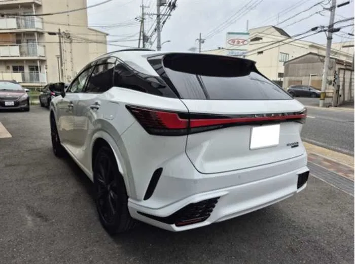 Lexus RX RX500 Fsports performance 4WD 5seats sunroof 2024 — миниатюра 2