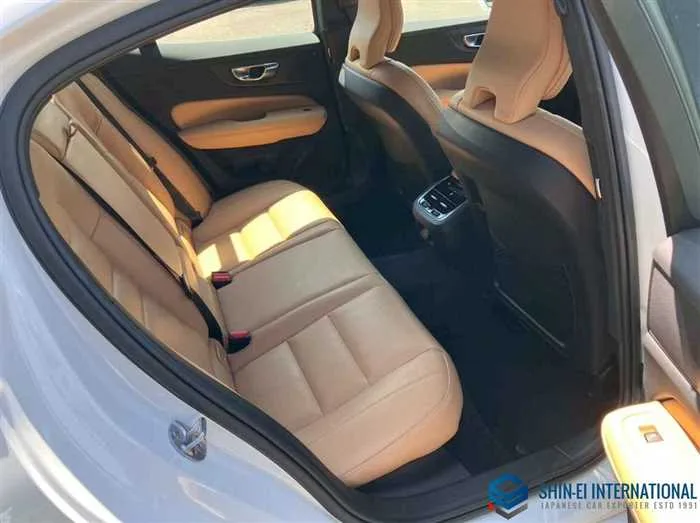 Volvo S60 Ultimate B4 2022 — миниатюра 3