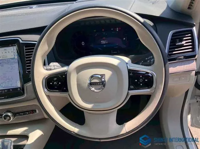 Volvo XC90 Recharge Ultimate T8 AWD Plug-In Hybrid 4WD/SR 2022 — миниатюра 4