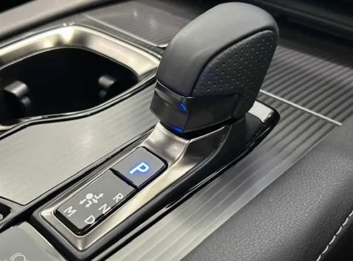 Lexus RX RX350 Fsports 4WD 5seats sunroof 2023 — миниатюра 4