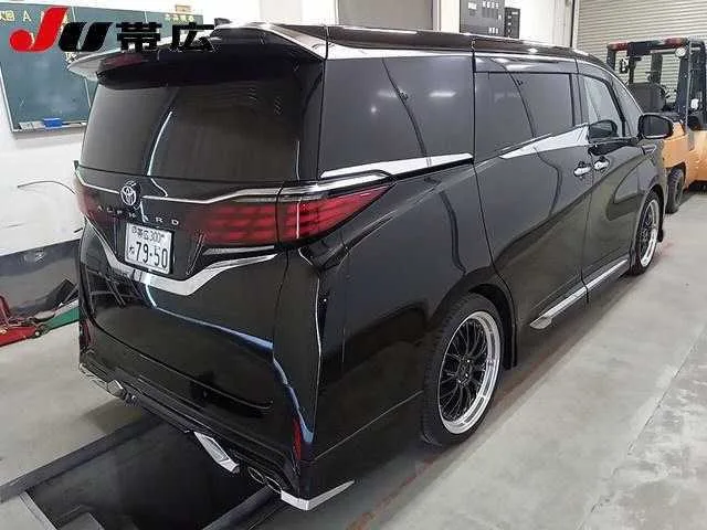 Toyota Alphard G 4WD Z 2023 — миниатюра 2
