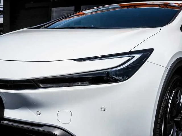 Toyota Prius 2023 — миниатюра 3