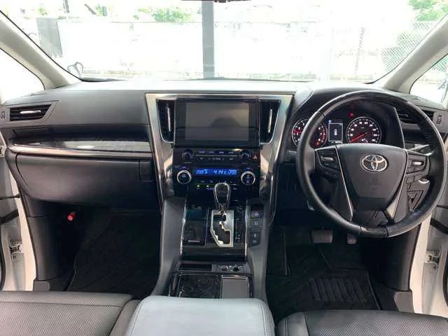 Toyota Alphard G 2022 — миниатюра 4