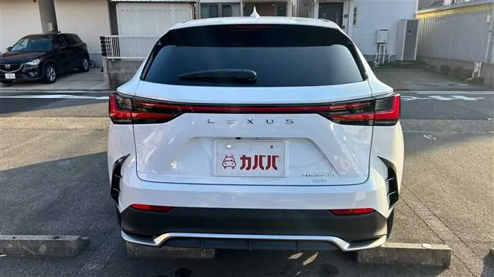 Lexus NX 350h F AWD 2023 — миниатюра 3