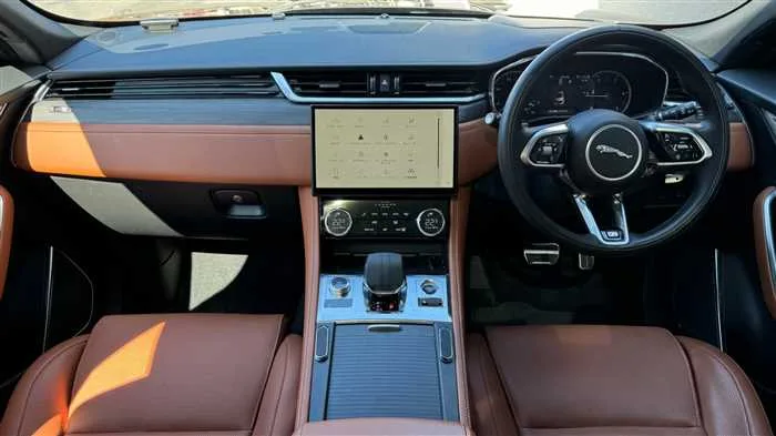 Jaguar F-Pace R- SE D200 2022 — миниатюра 3