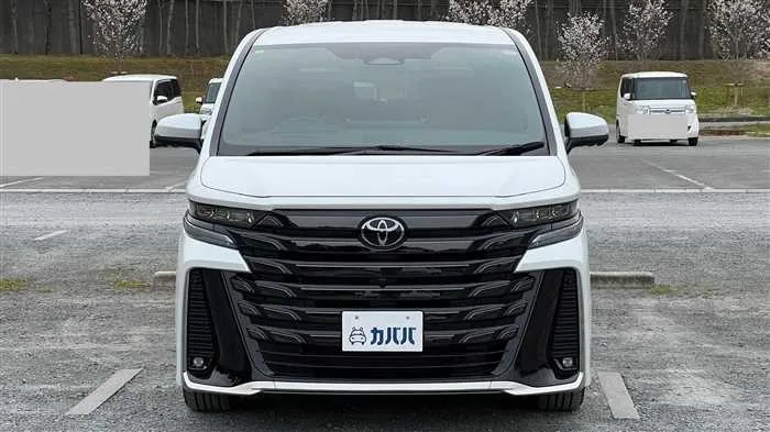 Toyota Vellfire Z 2024 — миниатюра 2