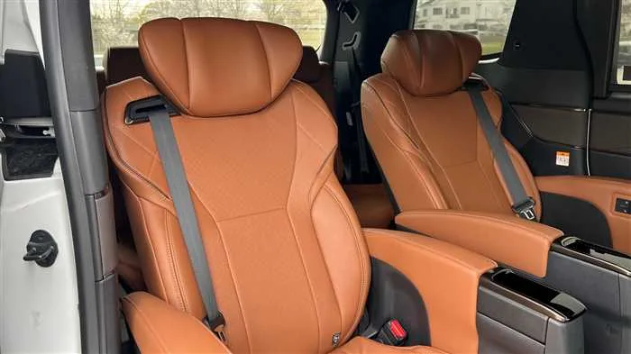 Toyota Vellfire Z 2024 — миниатюра 3
