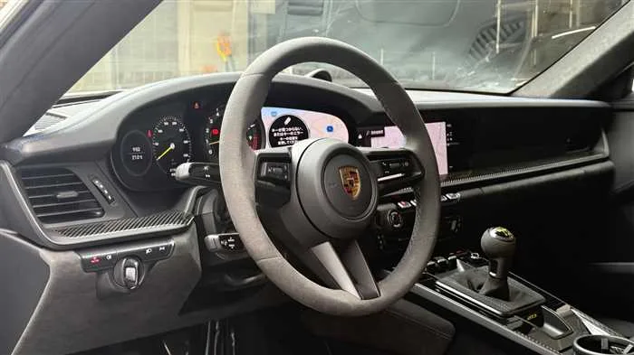 Porsche 911 GT3 2022 — миниатюра 3