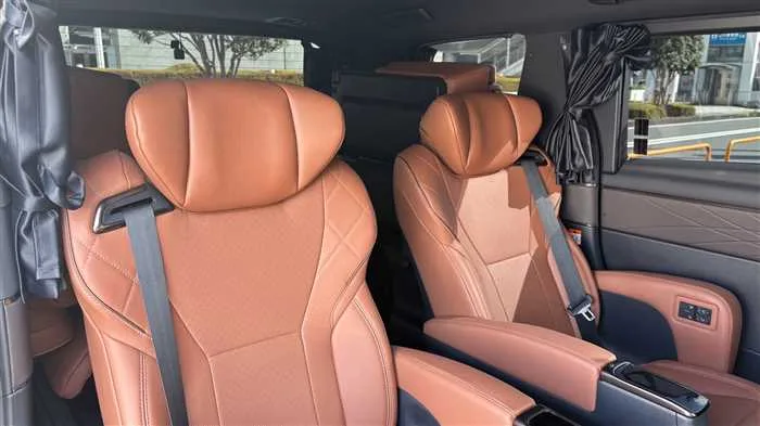 Toyota Vellfire Z 4WD 2023 — миниатюра 3
