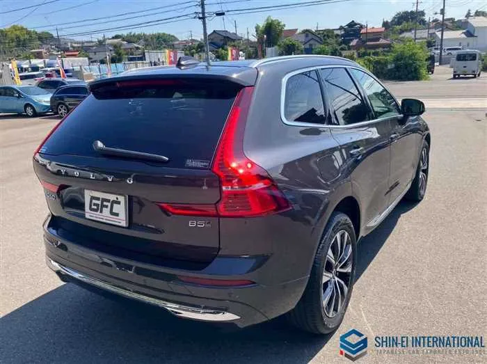 Volvo XC60 ULTIMATE B5 AWD 4WD/Panoramic SR 2022 — миниатюра 2