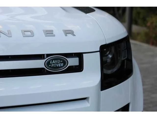 Land Rover Defender 2024 — миниатюра 2