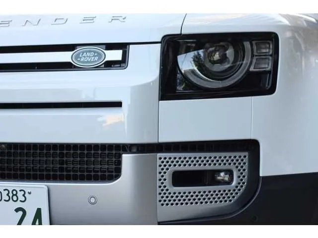 Land Rover Defender 2024 — миниатюра 4