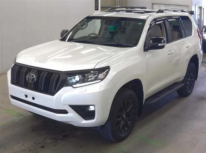 Toyota Land Cruiser Prado TX-L MAT BLACK SUNROOF 7-SEATS 2023 — миниатюра 2