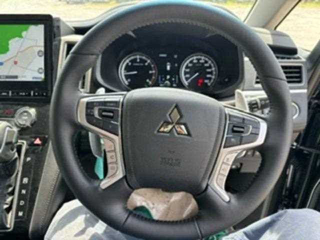 Mitsubishi Delica D:5 2024 — миниатюра 4