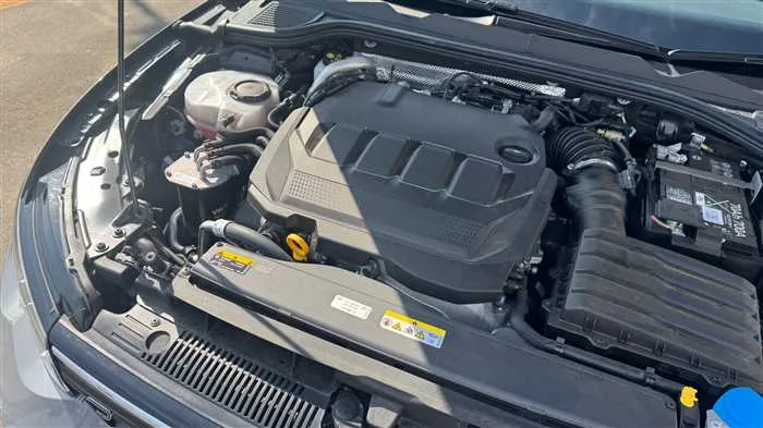 Volkswagen Golf TDI R 2024 — миниатюра 4
