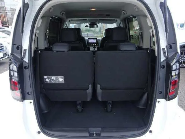 Honda Freed 1.5 EX 2025 — миниатюра 3