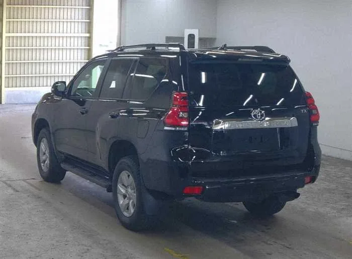 Toyota Land Cruiser Prado TX-L SUNROOF 7-SEATS 2023 — миниатюра 4