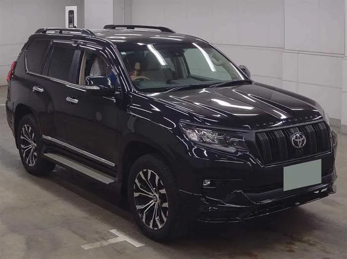 Toyota Land Cruiser Prado TX-L MAT BLACK SUNROOF 7-SEATS 2023 — фото 1, купить с доставкой в Москву