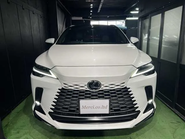 Lexus RX 2023 — миниатюра 3