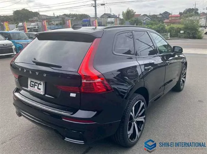 Volvo XC60 Recharge Ultimate T6 AWD PlugIn Hybrid 4WD 2023 — миниатюра 2
