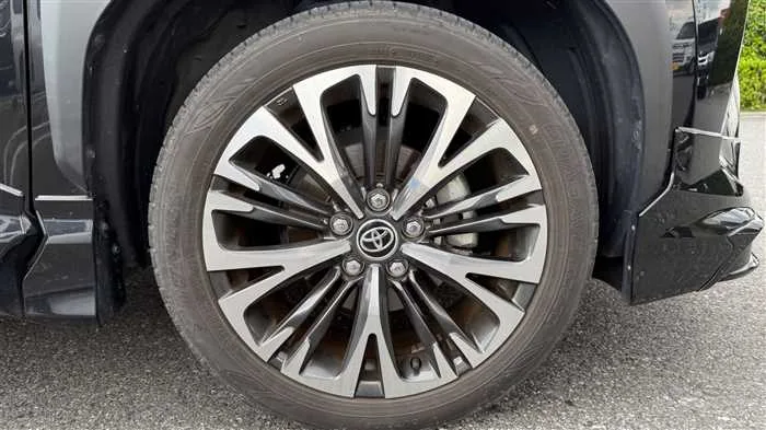 Toyota Yaris Cross Z 2022 — миниатюра 4