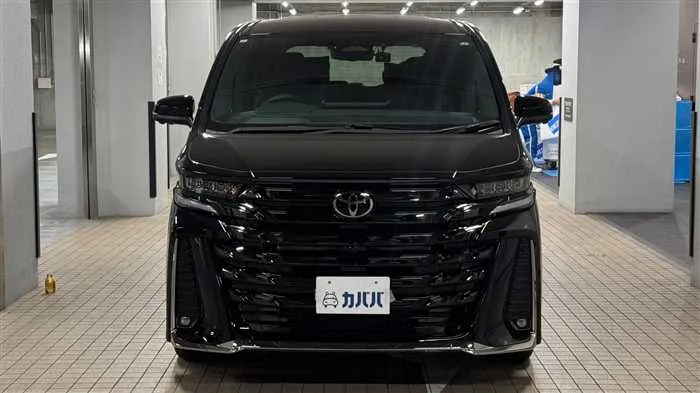 Toyota Vellfire Z 4WD 2023 — миниатюра 2