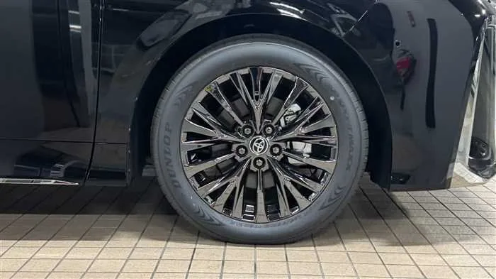 Toyota Vellfire Z 4WD 2023 — миниатюра 3