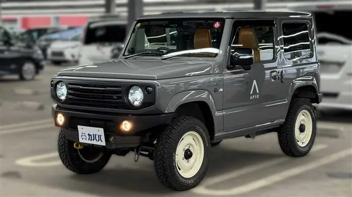 Suzuki Jimny XC 2023 — фото 1, купить с доставкой в Москву
