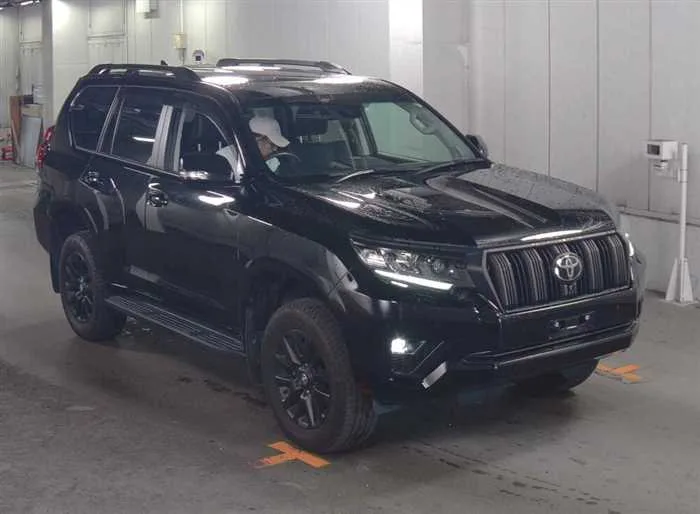 Toyota Land Cruiser Prado TX-L MAT BLACK 7-SEATS 2022 — фото 1, купить с доставкой в Москву