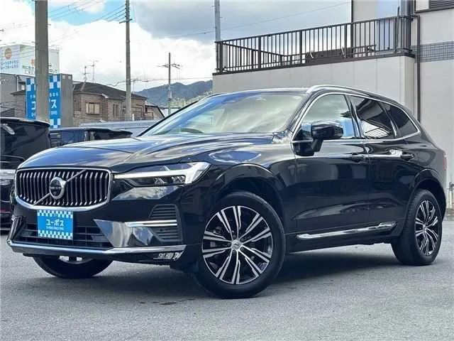 Volvo XC60 B5 AWD 2022 — фото 1, купить с доставкой в Москву