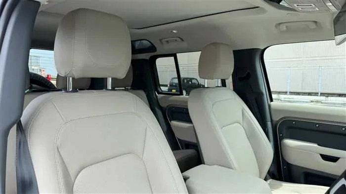 Land Rover Defender 110 S D300 2023 — миниатюра 3