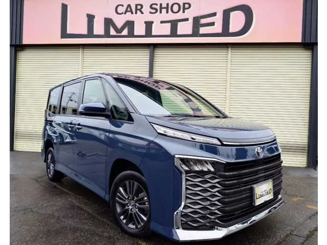 Toyota Voxy 2022 — миниатюра 3