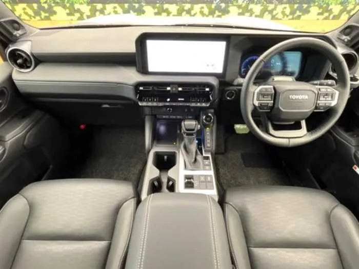 Toyota Land Cruiser 250 VX DIESEL 7-SEATS 2024 — миниатюра 2