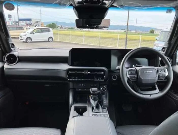 Toyota Land Cruiser 250 VX MODELISTA DIESEL 7-SEATS 2024 — миниатюра 5