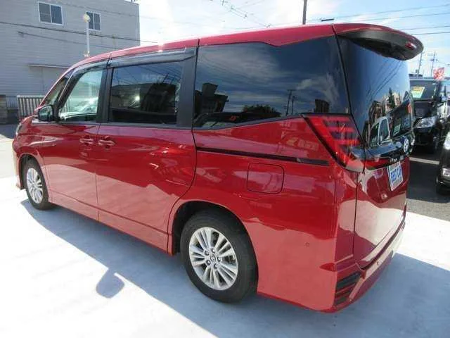 Toyota Noah 1.8 Hybrid S-G 2024 — миниатюра 4