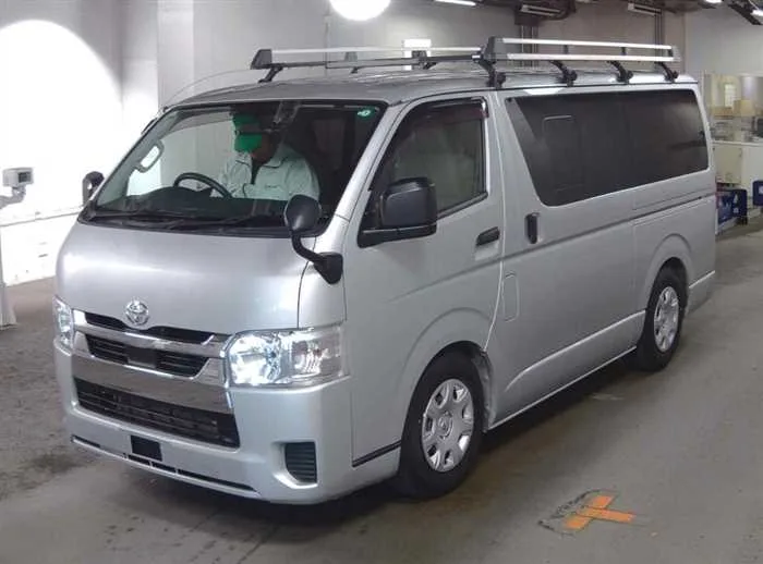 Toyota Hiace Van LONG DX GL PACKAGE 2022 — миниатюра 2