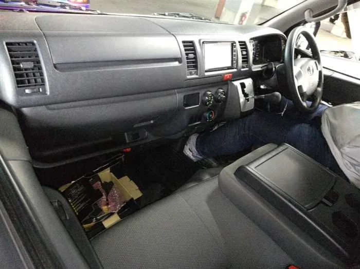 Toyota Hiace Van LONG DX GL PACKAGE 2022 — миниатюра 5
