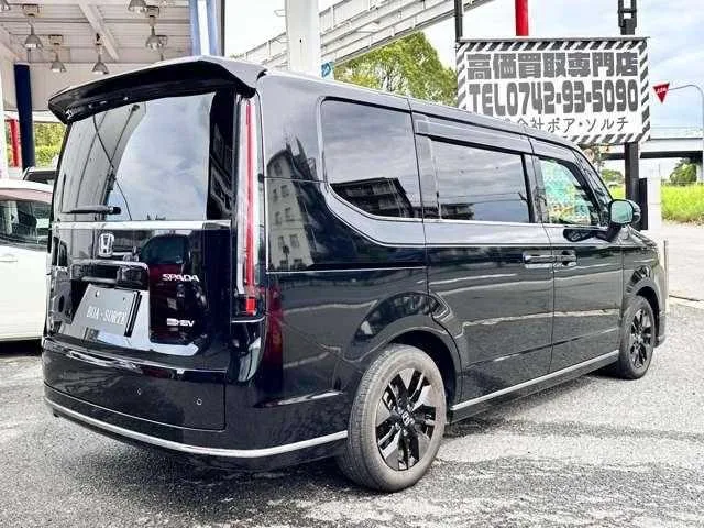 Honda Step WGN 2022 — миниатюра 2