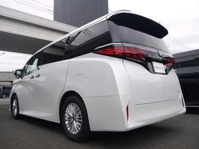 Toyota Alphard Hybrid 2025 — миниатюра 2