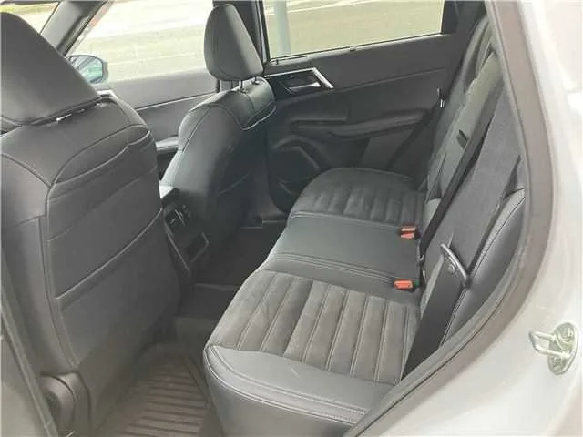Mitsubishi Outlander BlackEdition 2023 — миниатюра 4