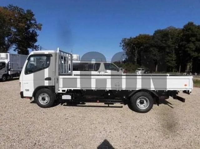 Mitsubishi Fuso Canter 2023 — миниатюра 3