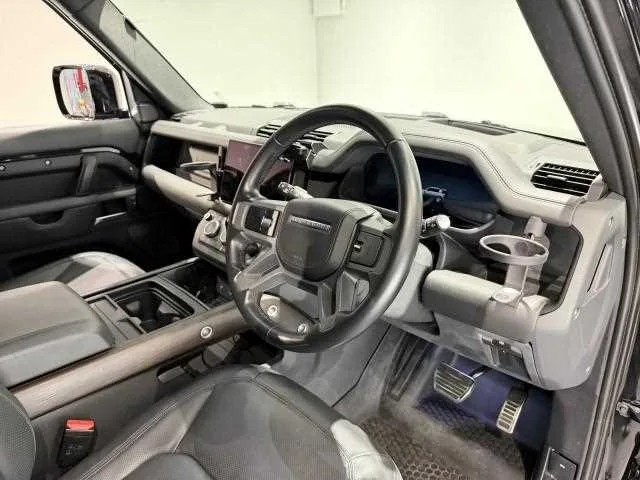 Land Rover Defender 2022 — миниатюра 4
