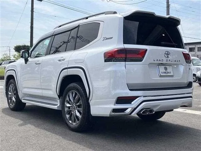 Toyota Land Cruiser 2023 — миниатюра 5