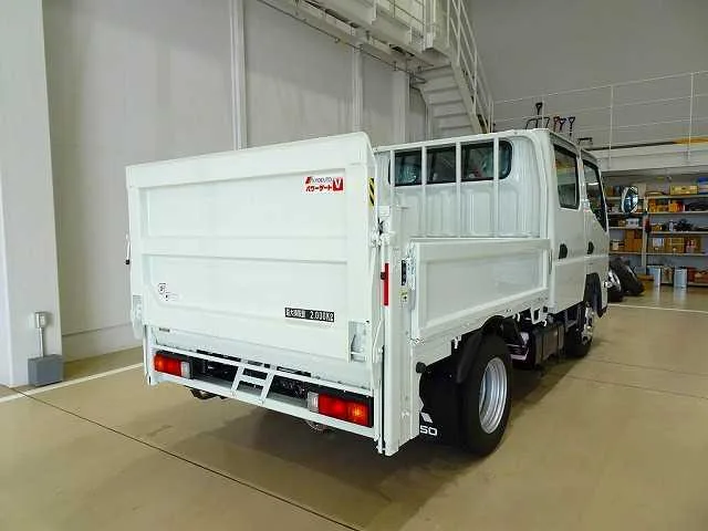 Mitsubishi Canter 2025 — миниатюра 2