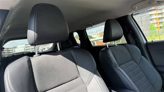 Mitsubishi OUTLANDER PHEV G 2023 — миниатюра 3