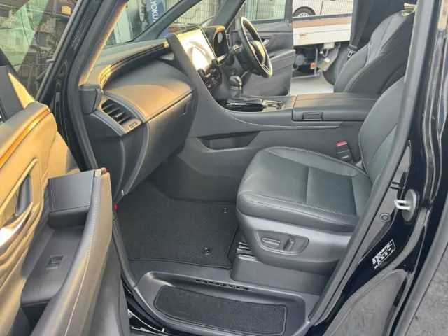 Toyota Alphard G ZBus 2024 — миниатюра 4