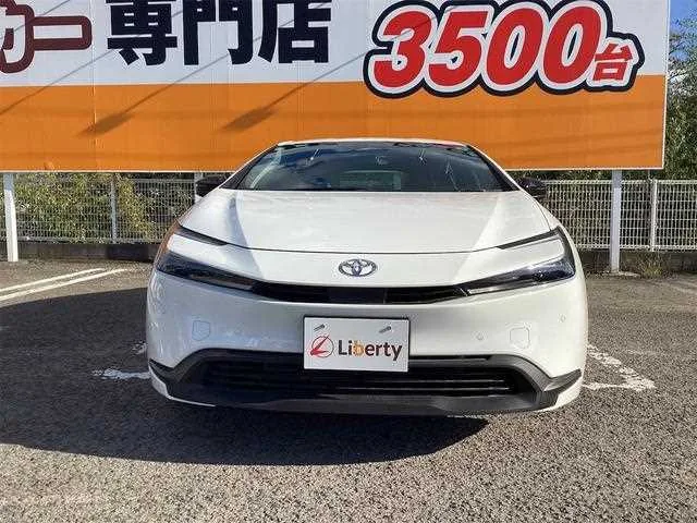 Toyota Prius 2024 — миниатюра 3