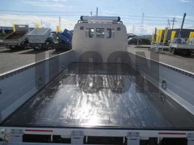 Isuzu Elf Truck 2024 — миниатюра 4